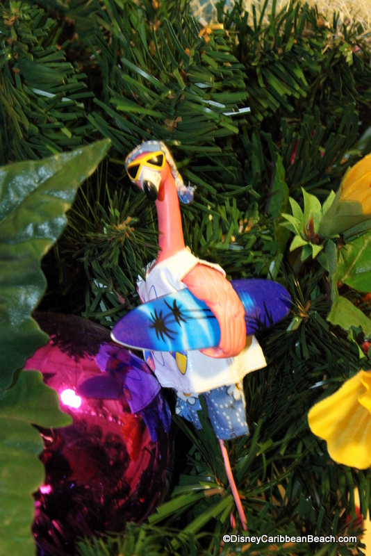 Flamingo ornament 3